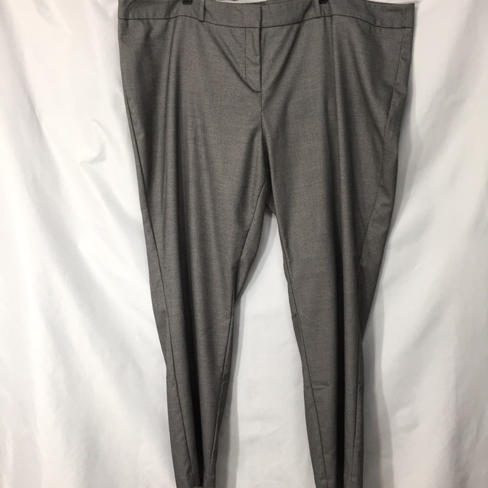 Worthington Women’s Black and White Dress Pants Size 24 Like-NEW Condition